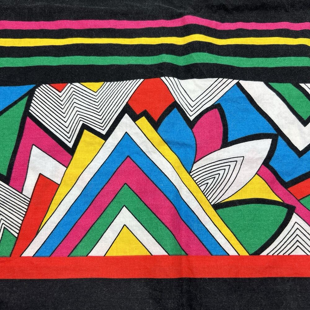 Retro Mod Fandom Spectrix Fabric‎ Panel Scarf Bright Colorful Geometric 1.5 Yds